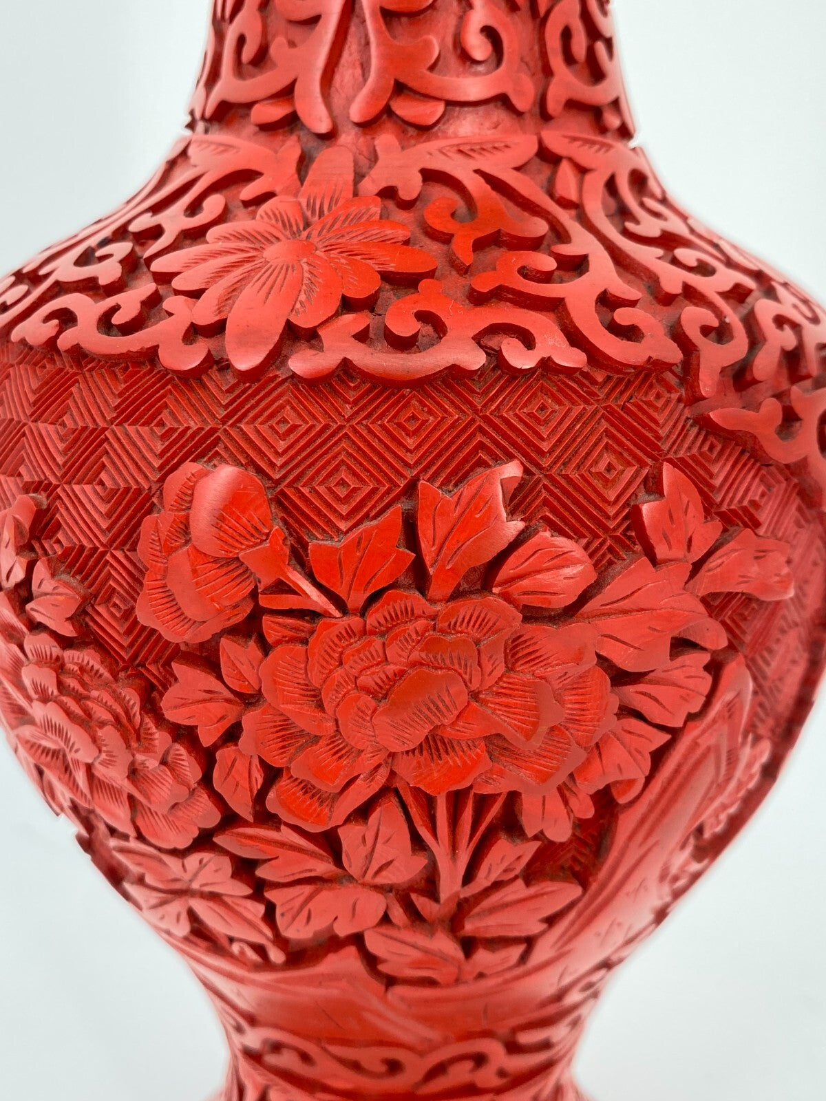 * CHINA VASE LACK SCHNITZARBEIT ZINNOBER CHENSHA ASIATIKA LAQUER VINTAGE