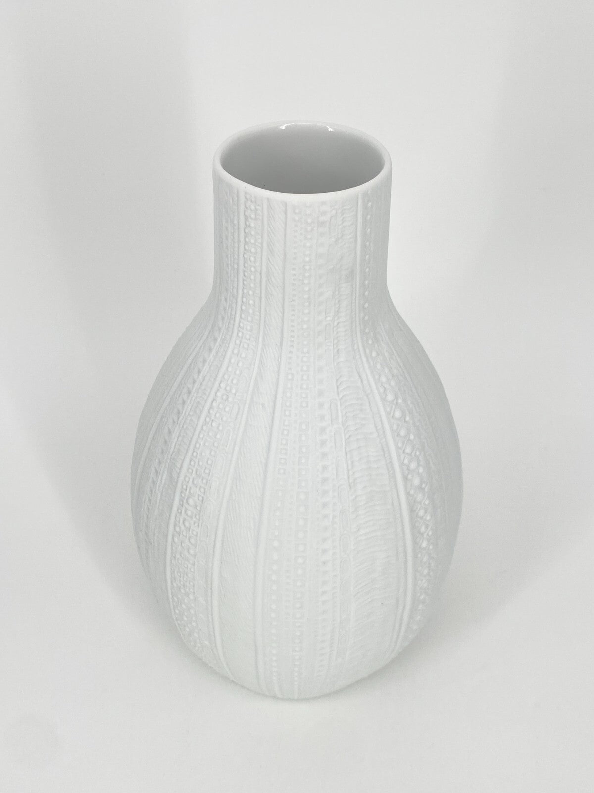 * HEINRICH GERMANY BISKUIT PORZELLAN VASE GEMUSTERT MATT WEIß 24 CM