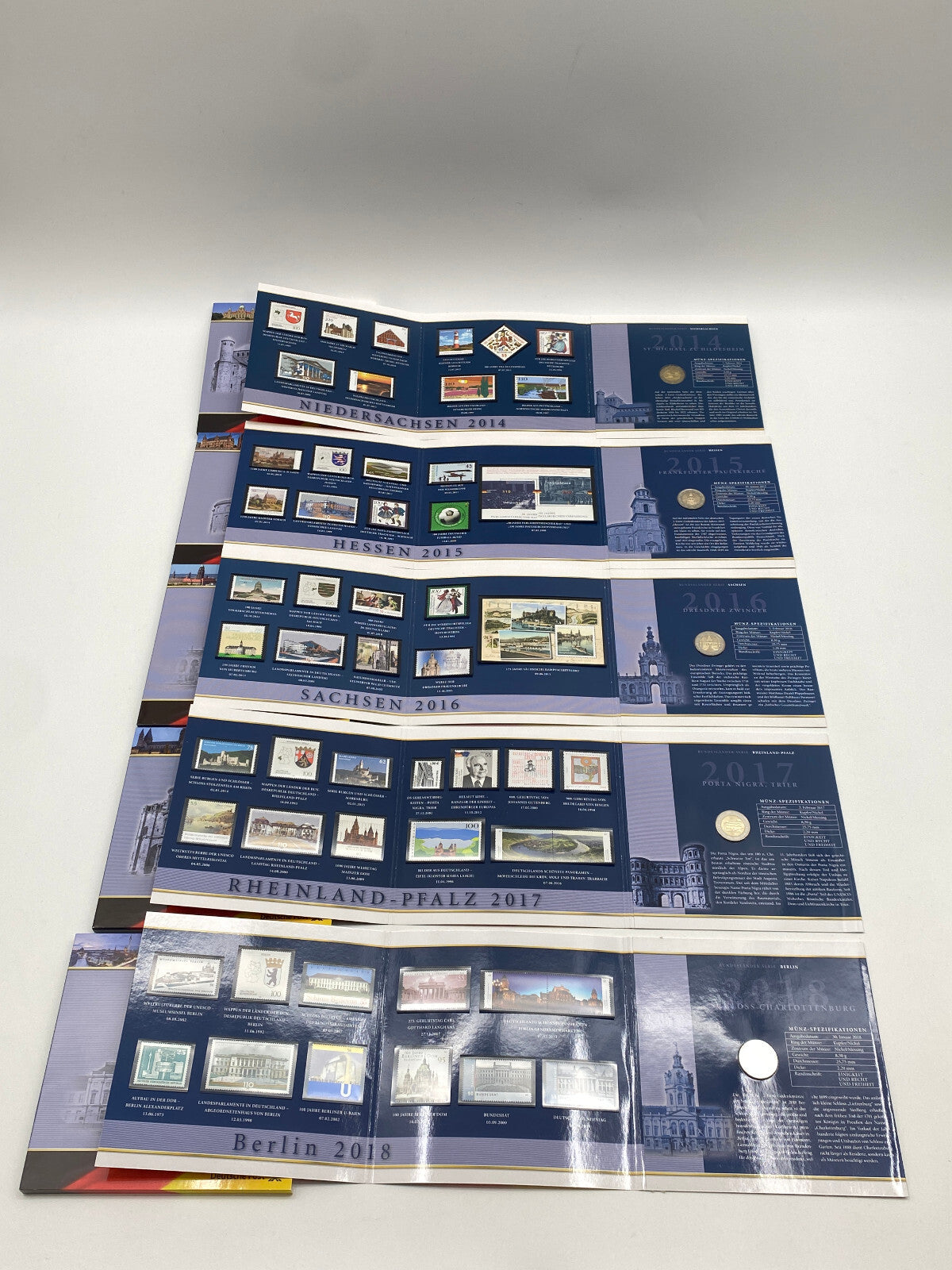 * 2 EURO MÜNZEN GEDENKSET 13 BUNDESLÄNDER MÜNZE BRIEFMARKEN 2006 - 2018