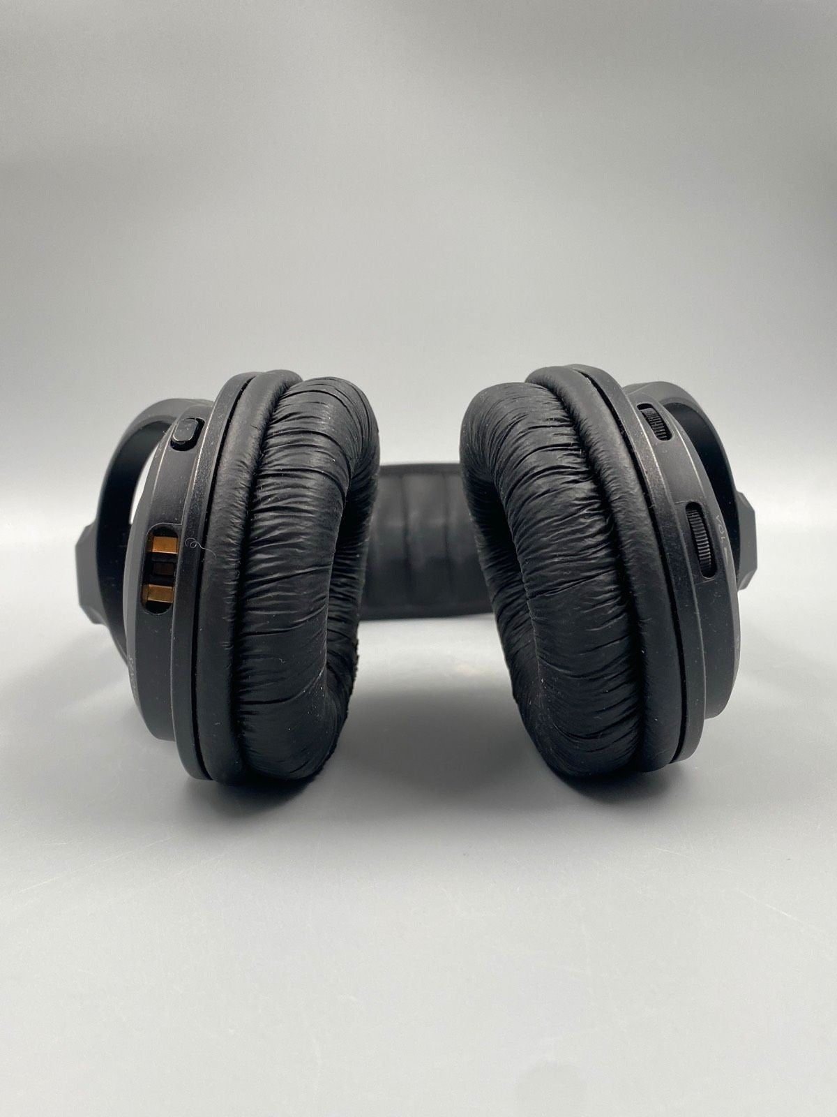 * WIRELESS OVER EAR KOPFHÖRER PANASONIC RP-WF820 LADESTATION