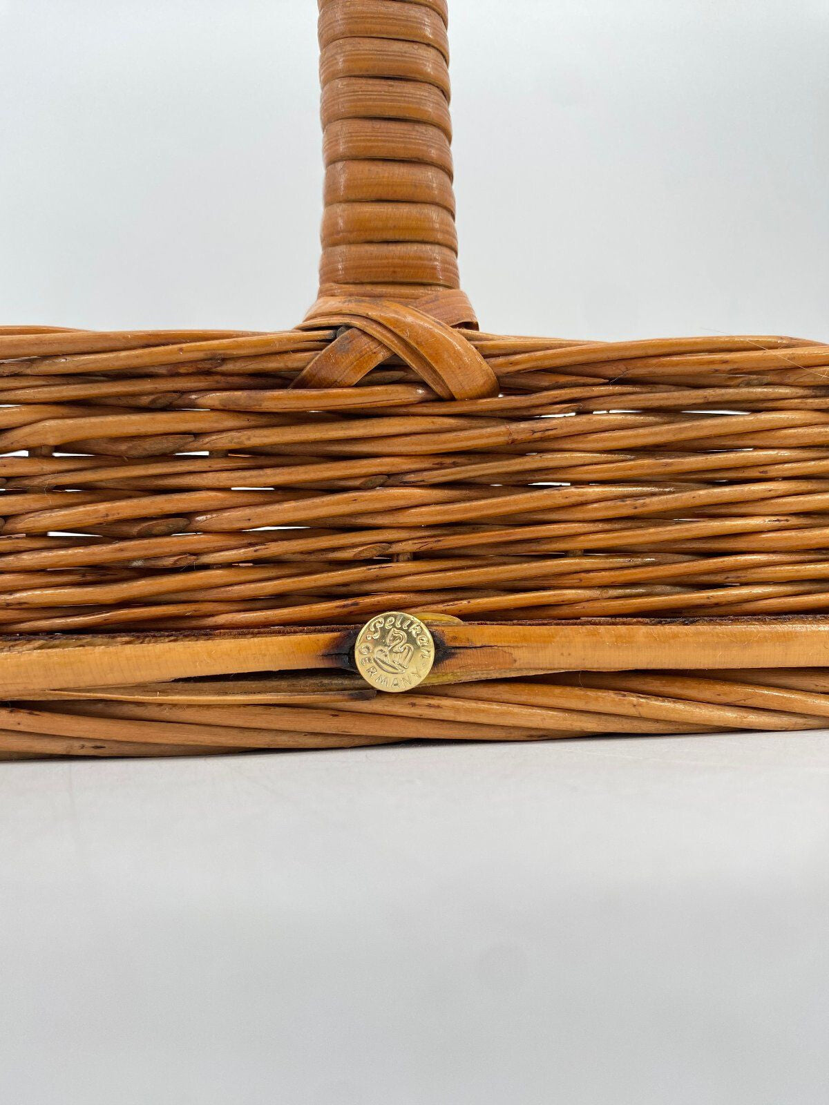 * KORB TABLETT WEIDENTABLETT SERVIERTABLETT SCHACHBRETT VINTAGE