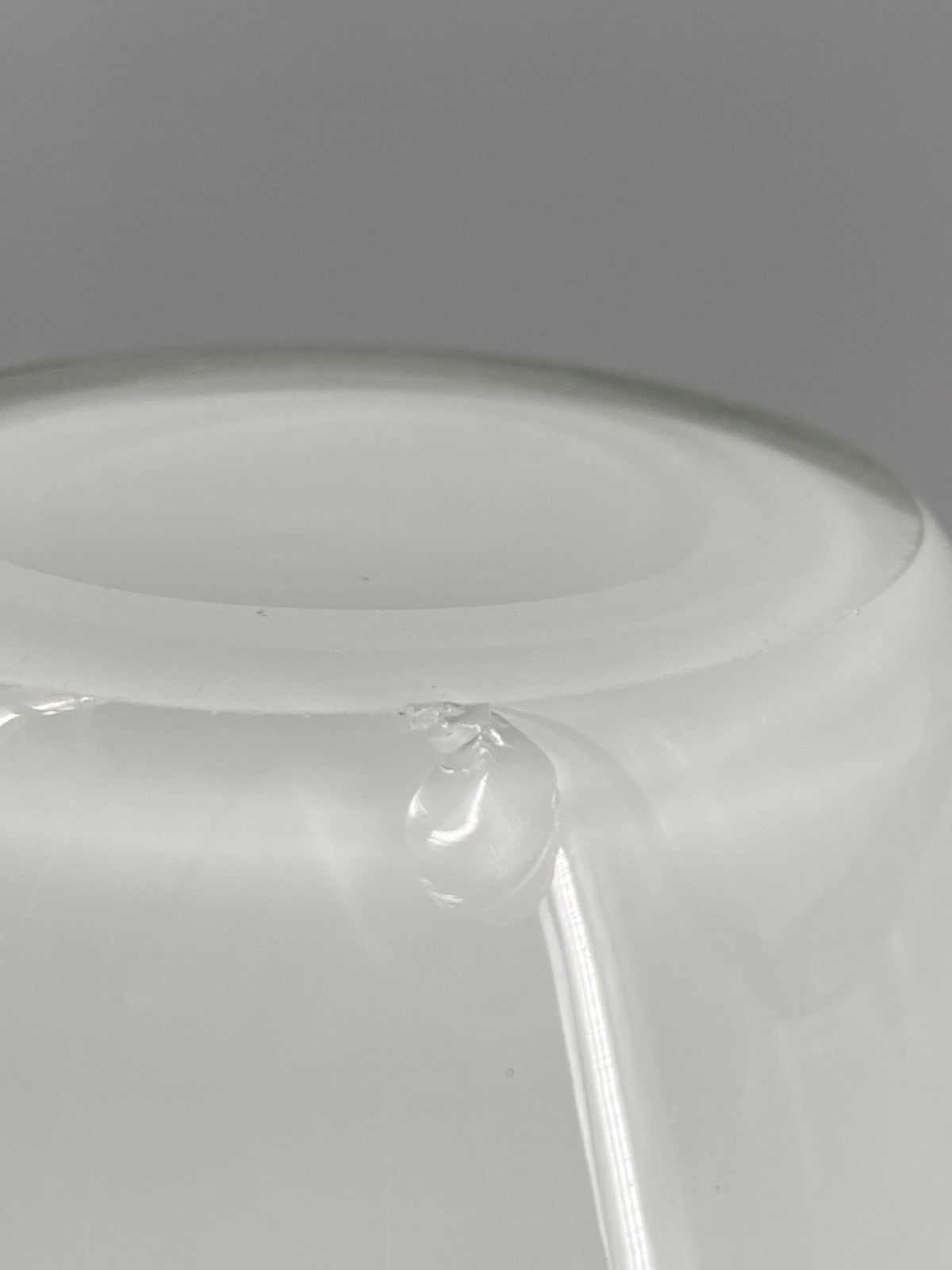 * MURANO VASE FAZZOLETTO FALTENVASE GLASKUNST MUNDGEBLASEN 60er ITALIEN