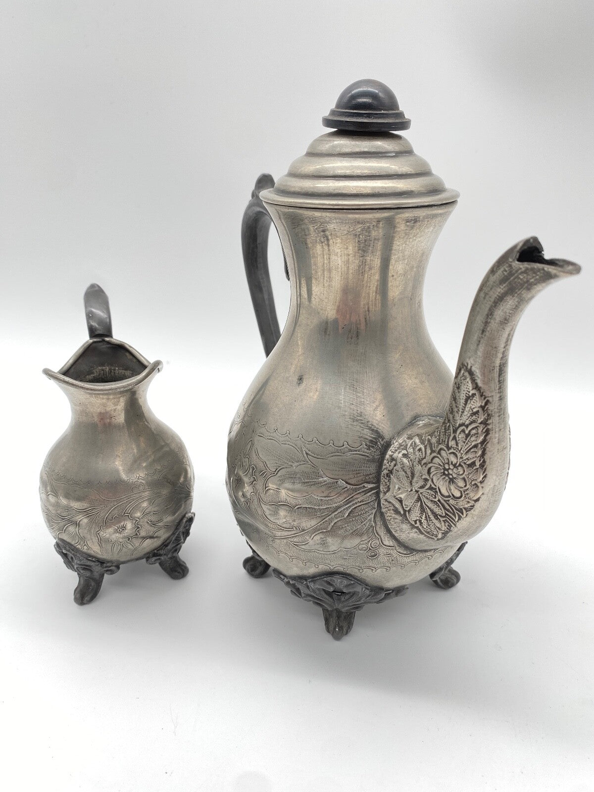 ANTIKES ZINN KAFFEE MOKKA TEEGESCHIRR ENGLAND 1900 JAHRHUNDERT BLUMENMUSTER