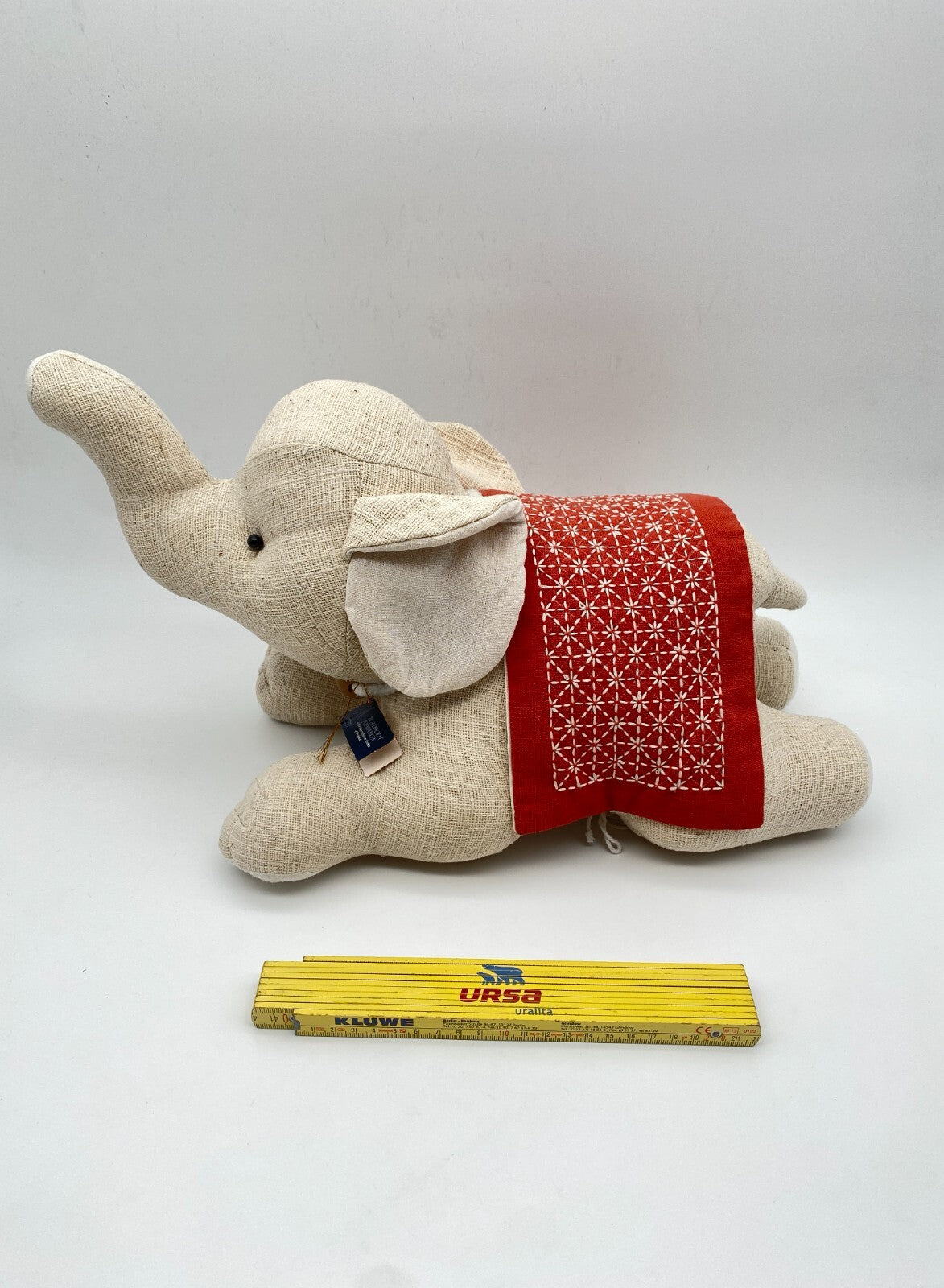 SUPPORT FOUNDATION QUEEN SIRKIT THAILAND HANDARBEIT ELEFANT STOFFTIER TOY