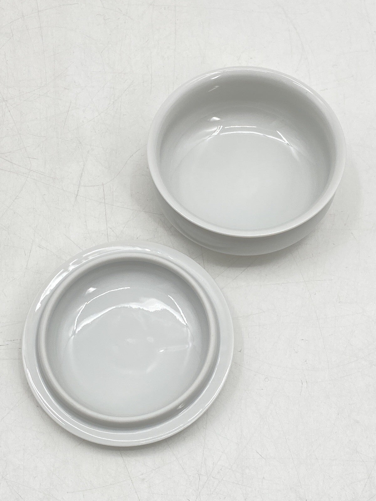 * 4 TEILE MEISSEN KONVOLUT 2 x VASE 2 x DECKEL DOSE PORZELLAN WEIß 4. WAHL