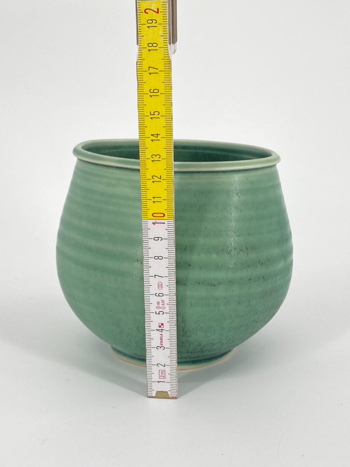 * STUDIOKERAMIK VASE RUND OVAL JADE GRÜN MARMORIERT RINGE VINTAGE