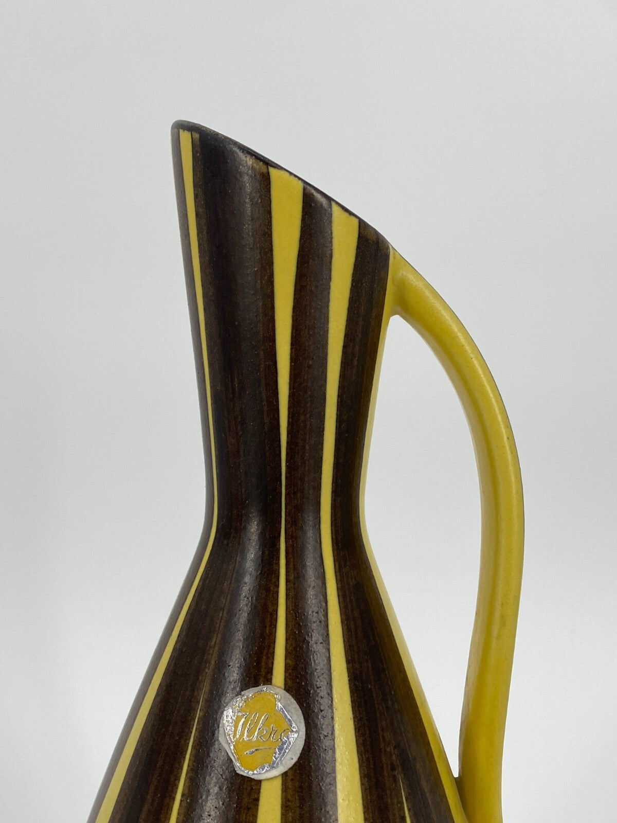 * ILKRA STUDIO KERAMIK VASE KRUG GELB BRAUN GESTREIFT 50ER 60ER MID CENTURY