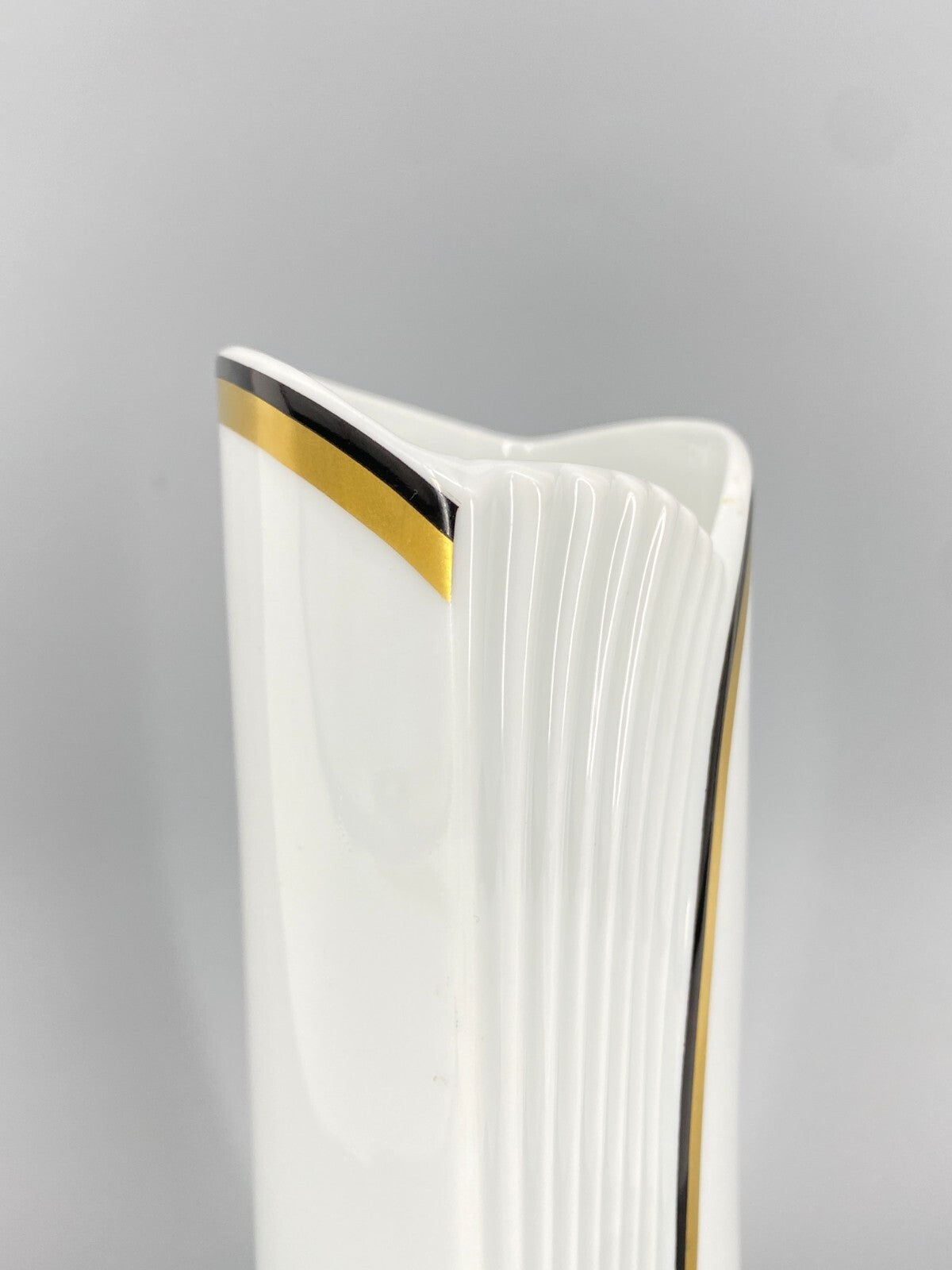 * VASE AK KAISER ALBOTH NOSSEK ART DECO DESIGN WEIß SCHWARZ GOLD VINTAGE
