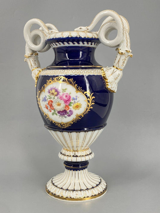 * PORZELLAN VASE HENKELVASE SCHLANGENGRIFF LEUTERITZ BLAU MEISSEN