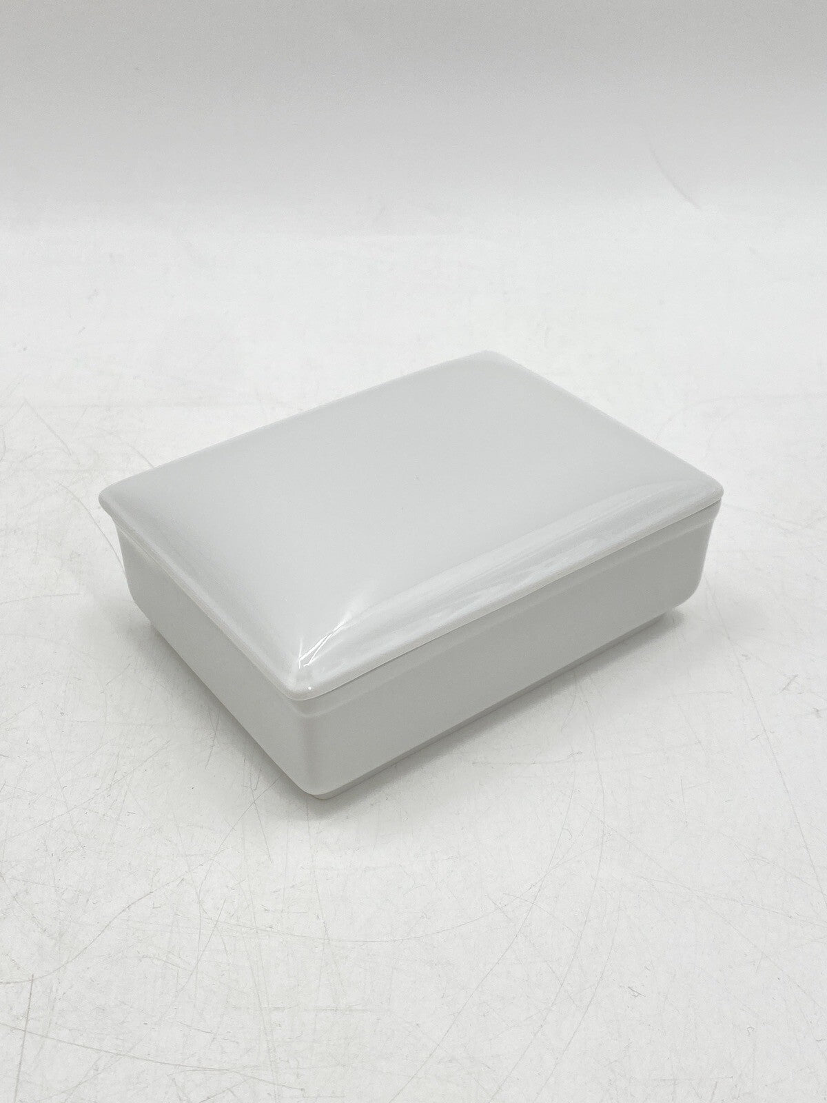 * 4 TEILE MEISSEN KONVOLUT 2 x VASE 2 x DECKEL DOSE PORZELLAN WEIß 4. WAHL
