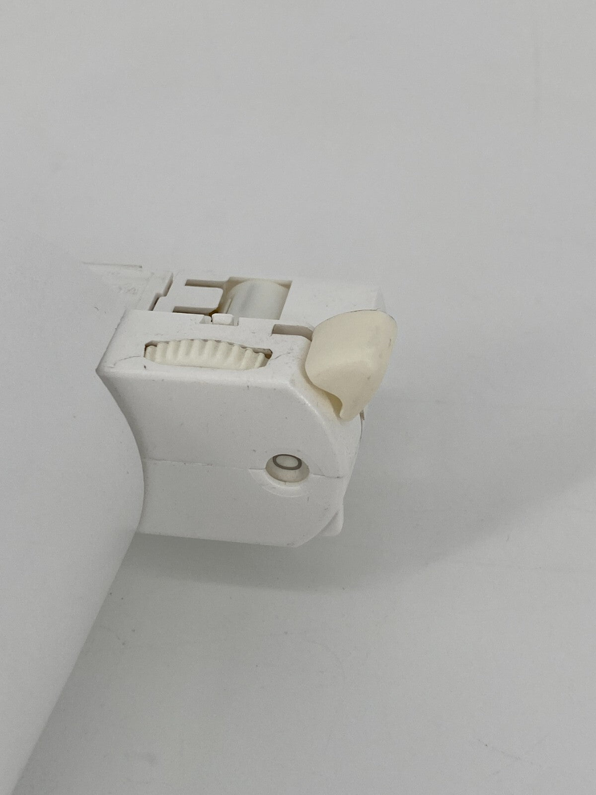 * 1V6 LAMPE STRAHLER LIVAL LEAN MINI WEIß CLU038-1206C4-303H6M3-F1