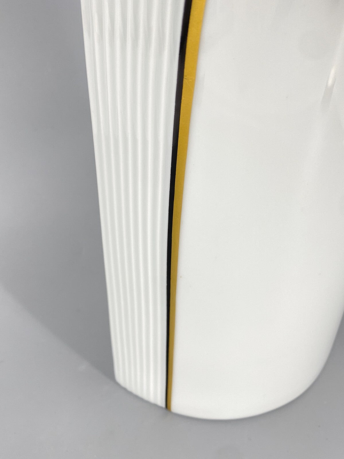 * VASE AK KAISER ALBOTH NOSSEK ART DECO DESIGN WEIß SCHWARZ GOLD VINTAGE