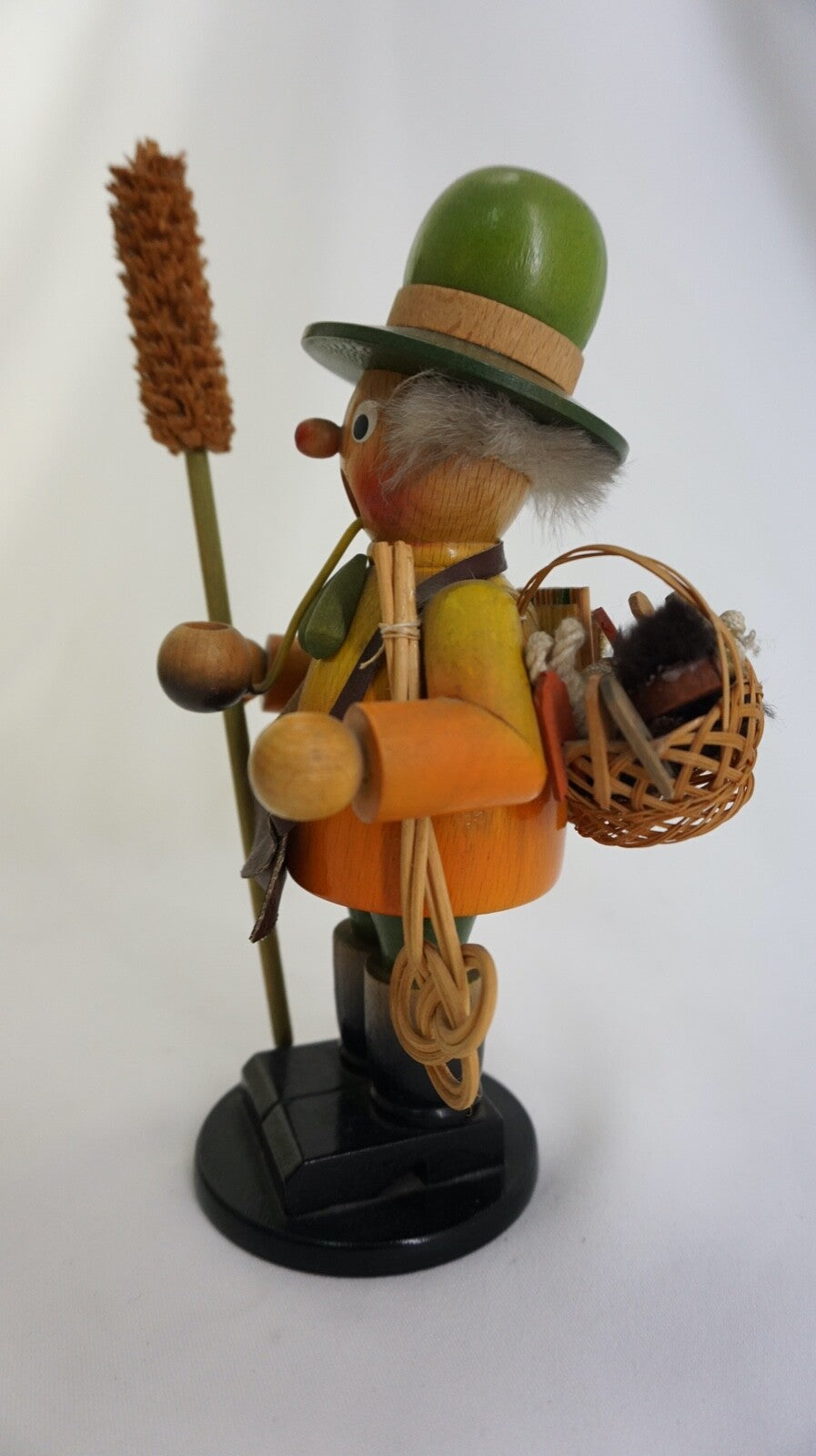 RÄUCHERMANN RÄUCHERFIGUR RÄUCHERMÄNNCHEN ORIGINAL ERZGEBIRGE TEPPICHKLOPFER