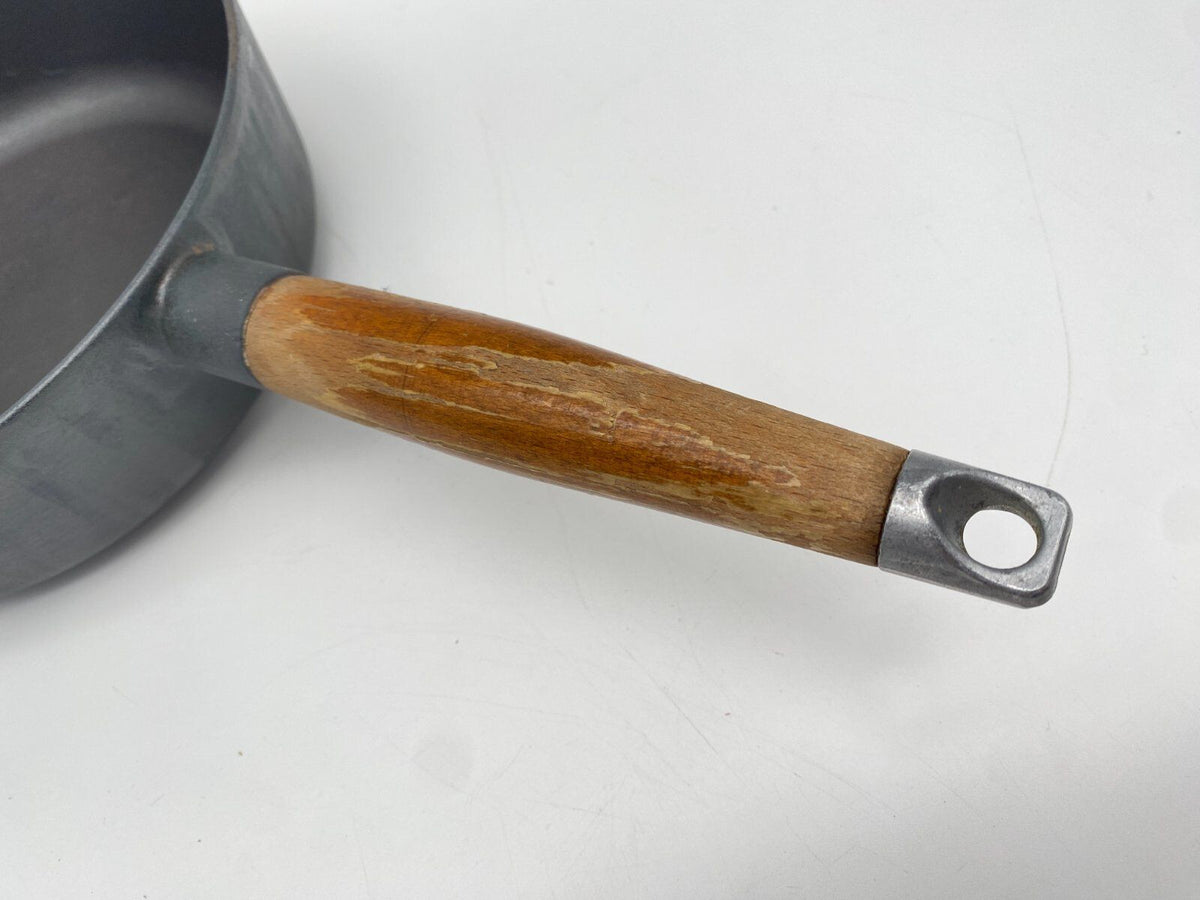 VINTAGE GUSSEISEN PFANNE Ø 21 cm HOLZGRIFF STIELKASSEROLLE GRILL