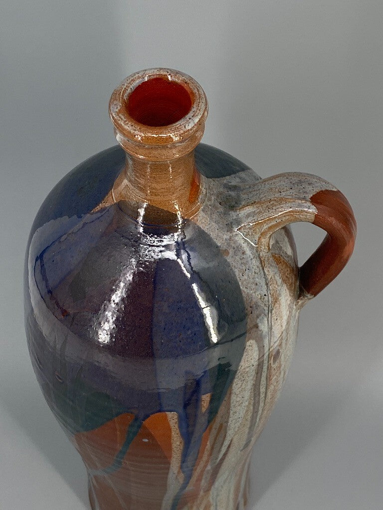 * VASE STUDIOKERAMIK KRUG KARAFFE KERAMIK HENKELVASE SIGNIERT SH MID CENTURY