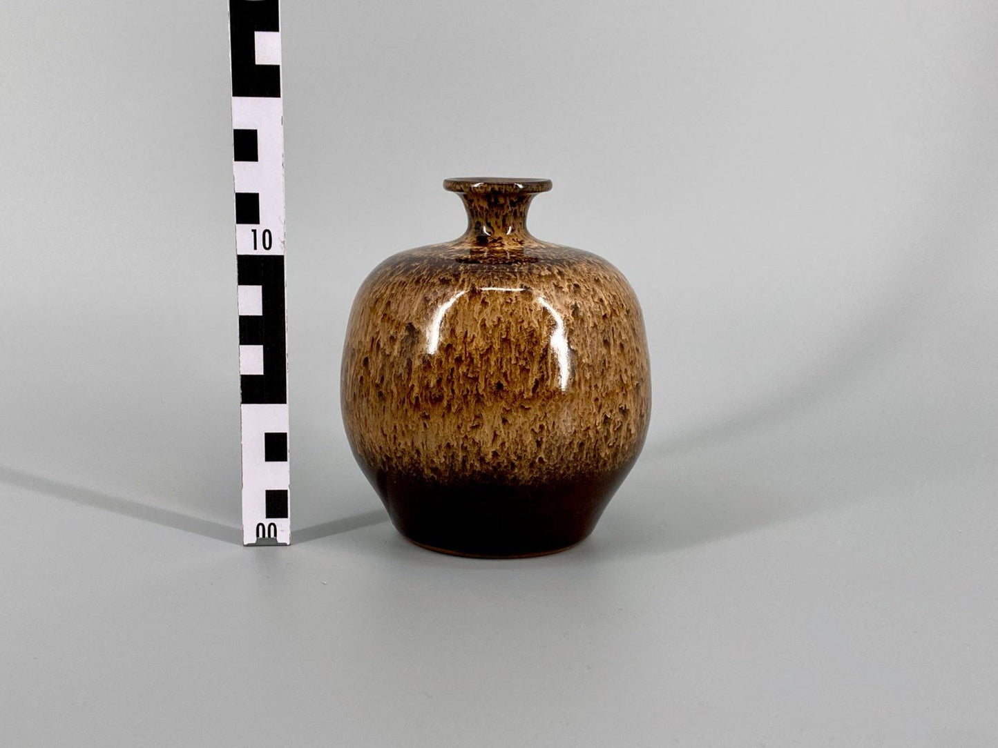 * STUDIO KERAMIK VASE LAUFGLASUR MID CENTURY BRAUN VINTAGE 70ER