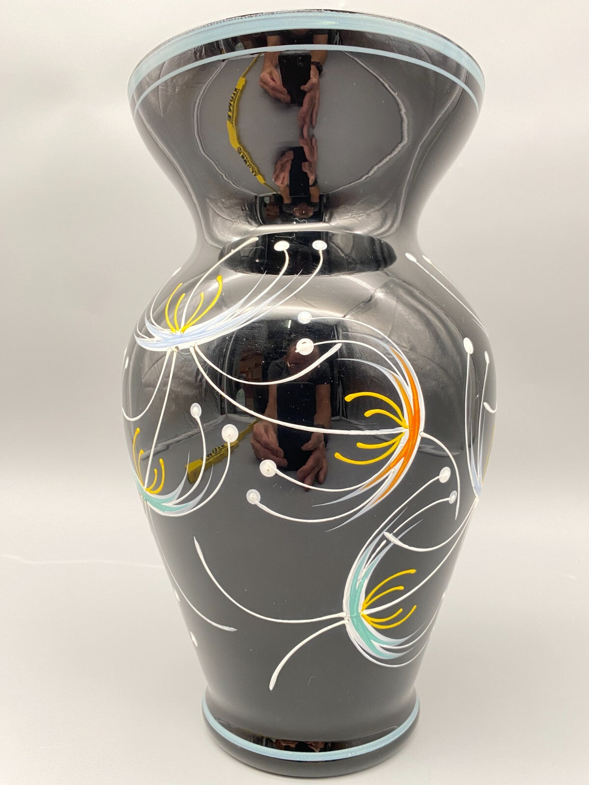 VASE HYALITHGLAS SCHWARZGLAS EMAILLEFARBEN HANDBEMALT MIDCENTURY DDR