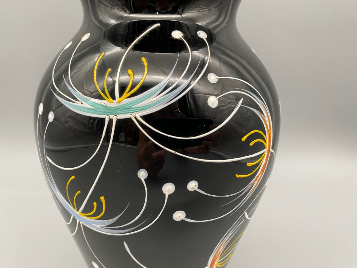 VASE HYALITHGLAS SCHWARZGLAS EMAILLEFARBEN HANDBEMALT MIDCENTURY DDR