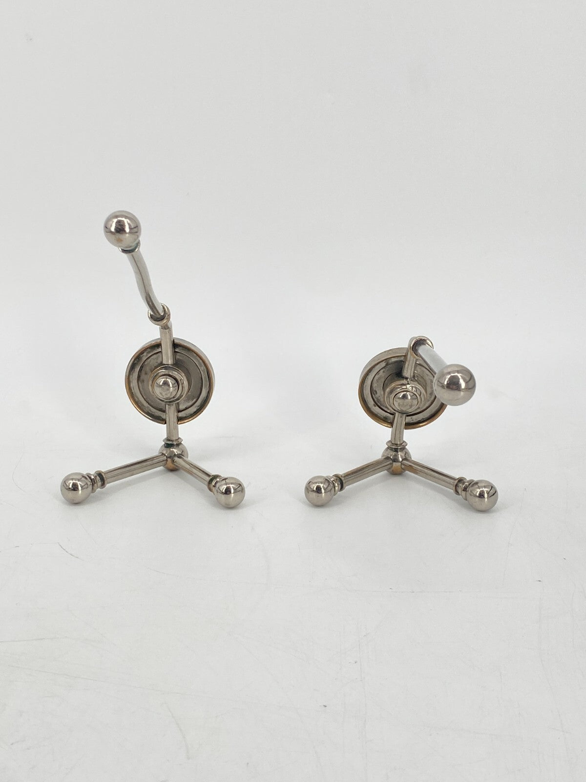 * 2 x KLEIDERHAKEN GARDEROBENHAKEN WANDHAKEN HAKEN SILBER ART DECO