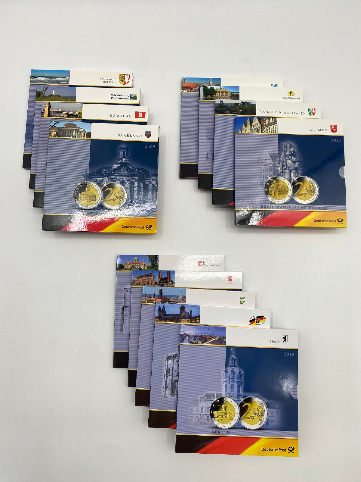 * 2 EURO MÜNZEN GEDENKSET 13 BUNDESLÄNDER MÜNZE BRIEFMARKEN 2006 - 2018