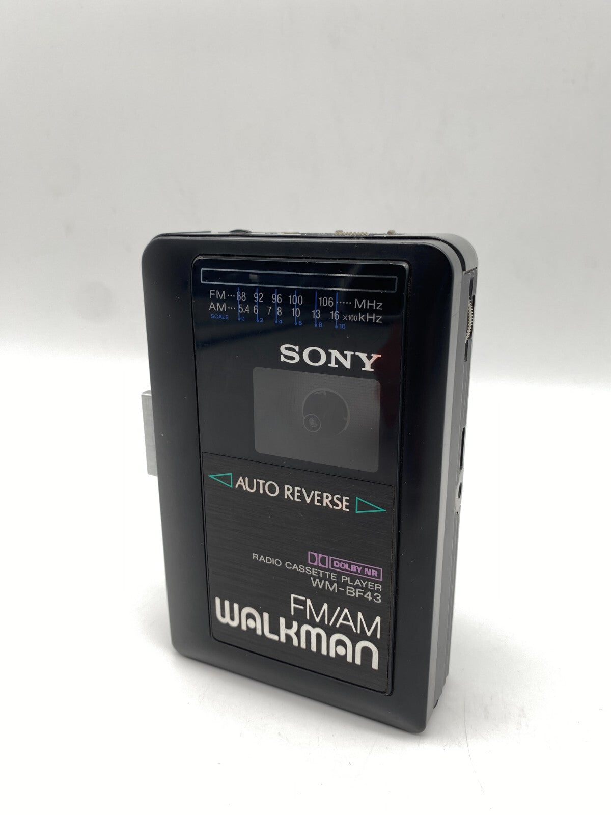 SONY STEREO WALKMAN WM-BF43 FM AM PLAYER KASSETTEN SPIELER JAPAN AN BASTLER