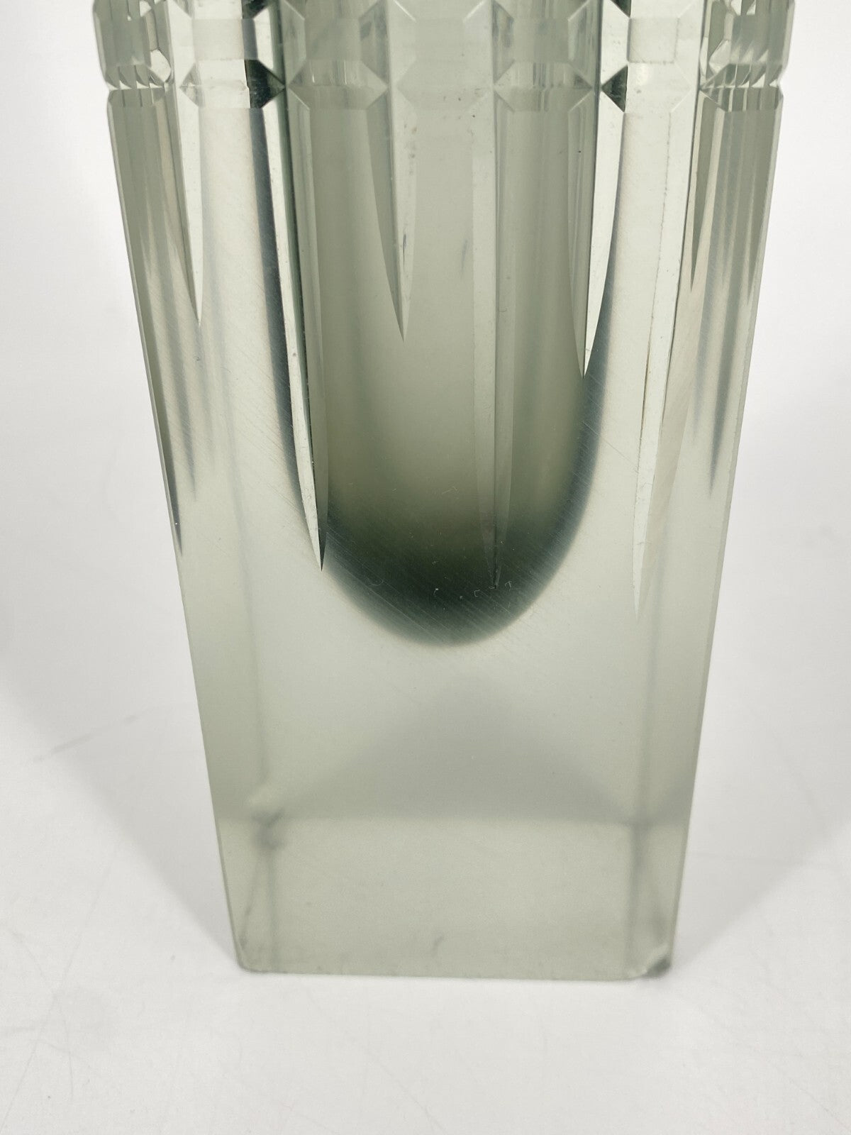 * GLAS VASE BLOCKVASE GRAU TRANSPARENT SATINIERT ÜBERFANGGLAS VINTAGE