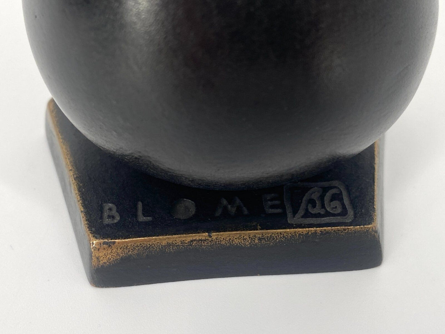 * BG M. BONETTI E. GAROUSTE BLOME BRONZE VASE KUNSTOBJEKT