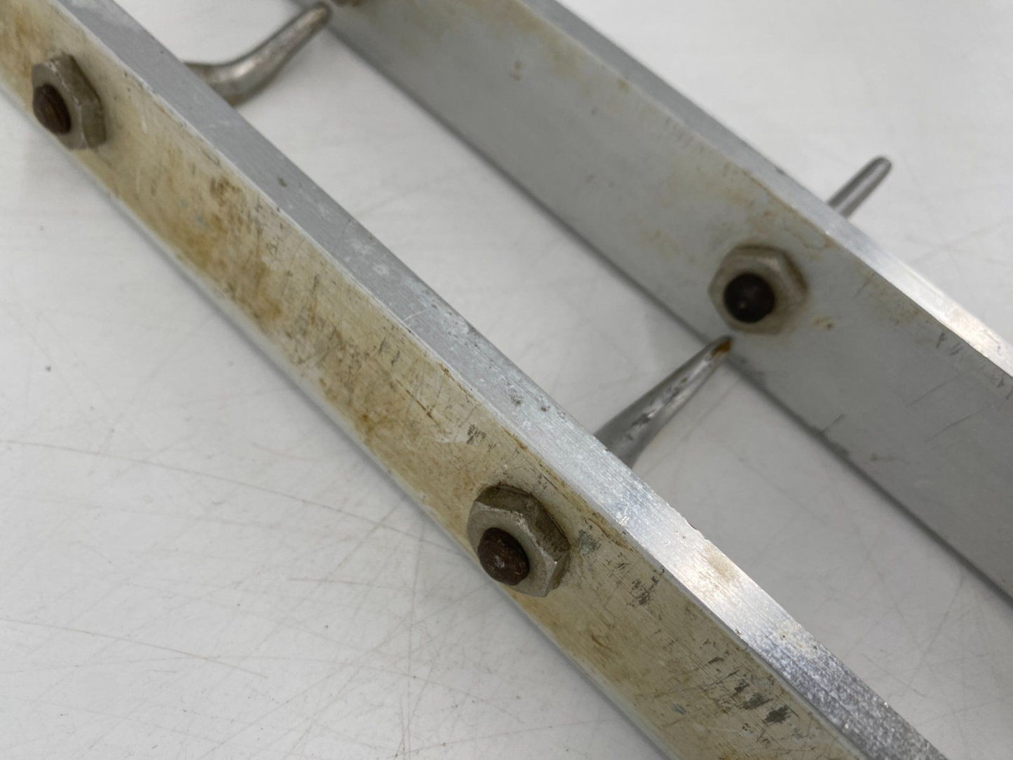 * 2x HAKENLEISTE ALUMINIUM FLEISCHER GARDEROBE WERKZEUG 24 HAKEN