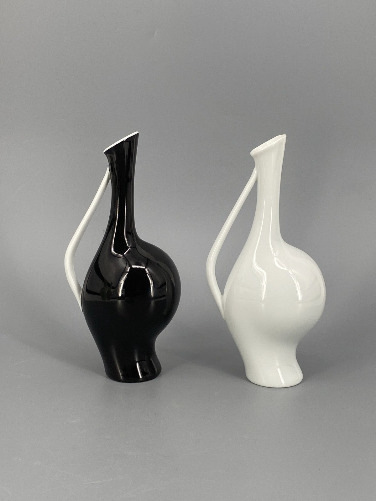 * PAAR VASEN VASE SCHWANGERE LUISE FRITZ HEIDENREICH SCHWARZ WEIß VINTAGE 50ER