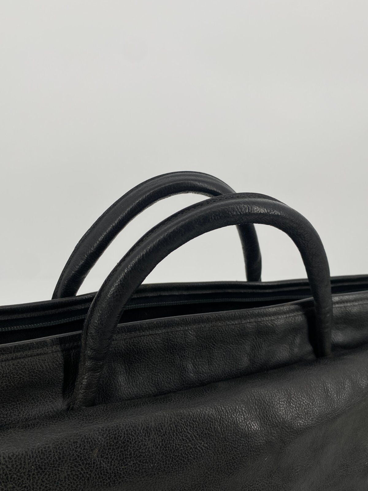 * VINTAGE IL BISONTE ECHT LEDER TASCHE SCHWARZ ITALY DESIGN