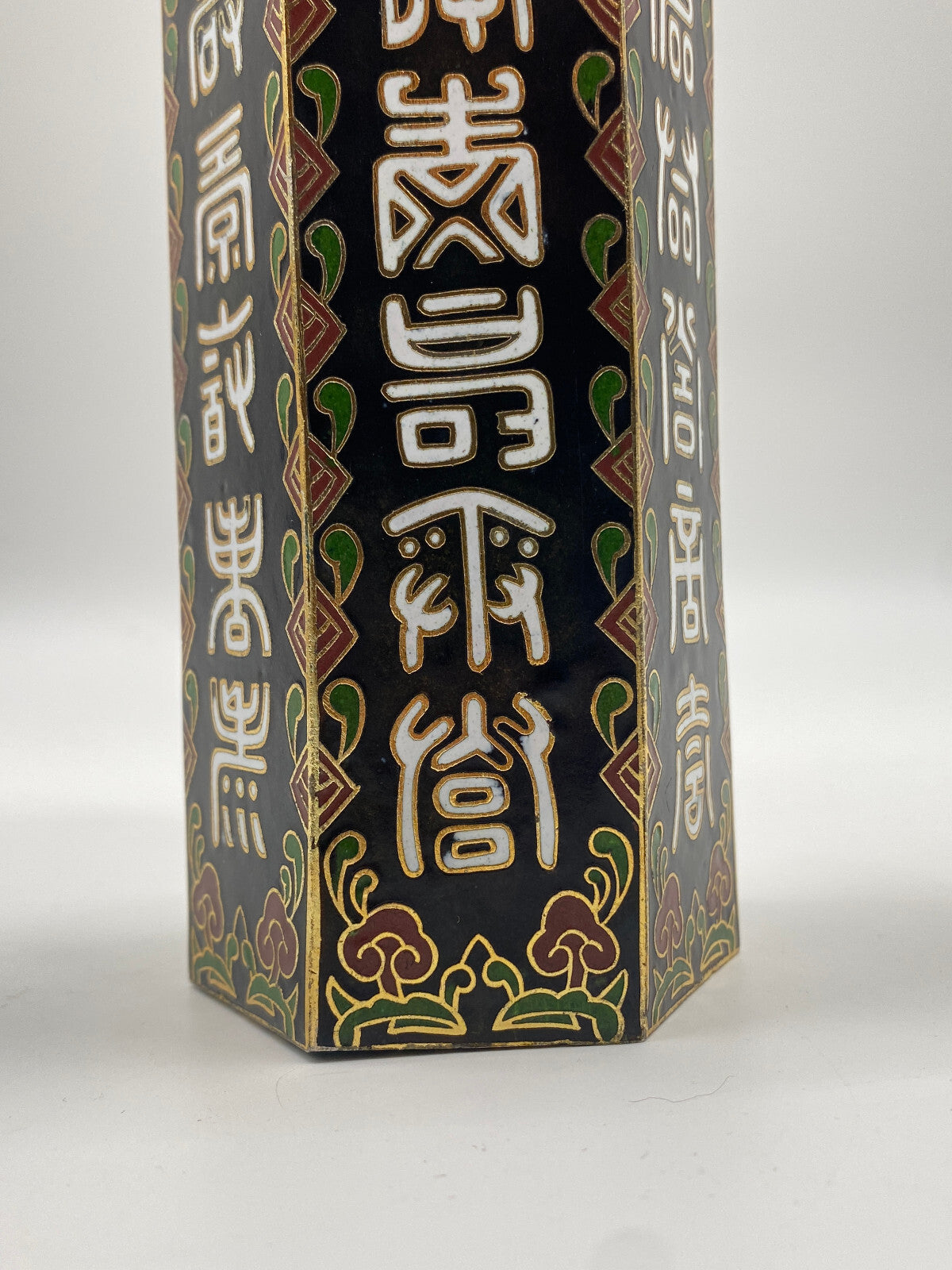 * CHINESISCHE VASE CLOISONNE EMAILLE CHINA ACHTECKIG HEXAGON SCHWARZ BLUME