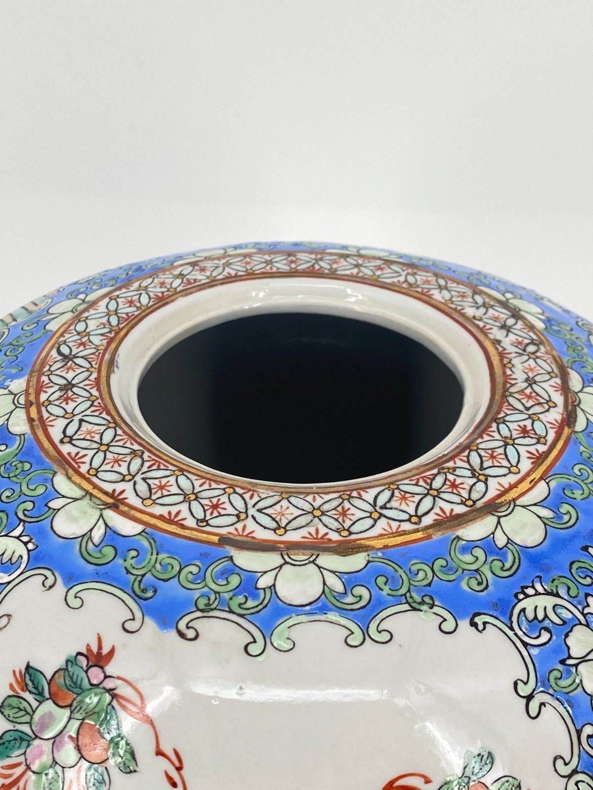 *ANTIKE CHINESISCHE VASE DETAILLIERT DEKORIERT ASIATIKA VOLKSKUNS