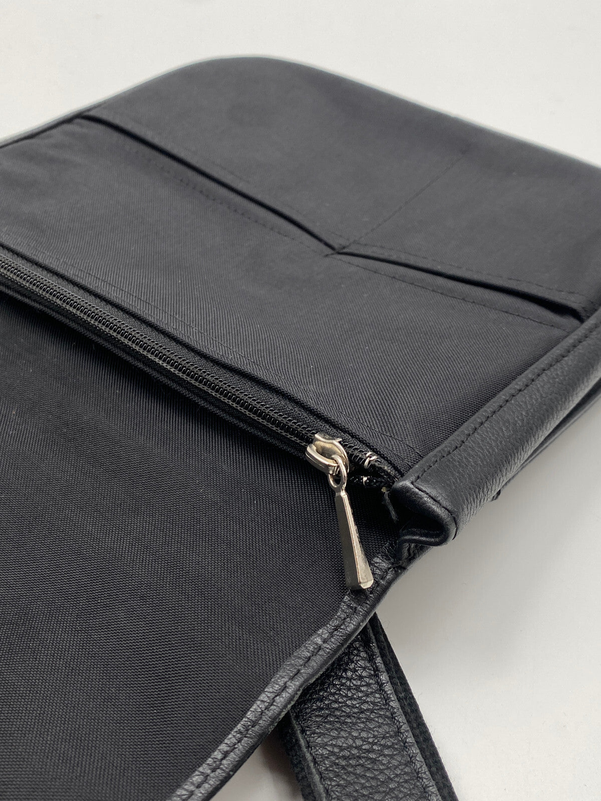 * LONGCHAMP KLEINE UMHÄNGETASCHE TASCHE SCHWARZ LEDER