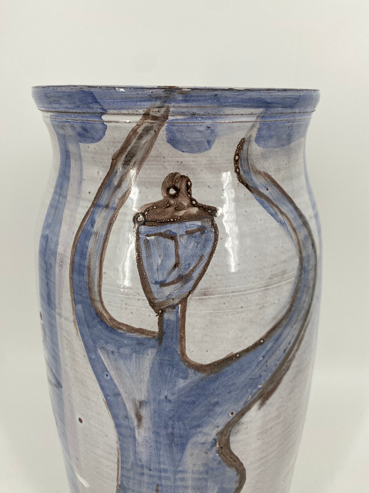 * GLASIERTE STUDIOKERAMIK BLUMENVASE MANN FRAU BLUME BEMALT SIGNIERT 60er 70er
