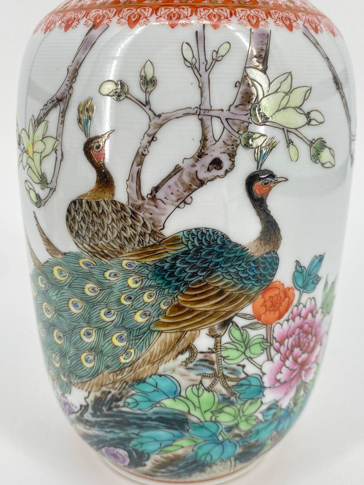 * VASE PORZELLAN CHINA GEDICHT PFAUEN VÖGEL BLUMEN VINTAGE