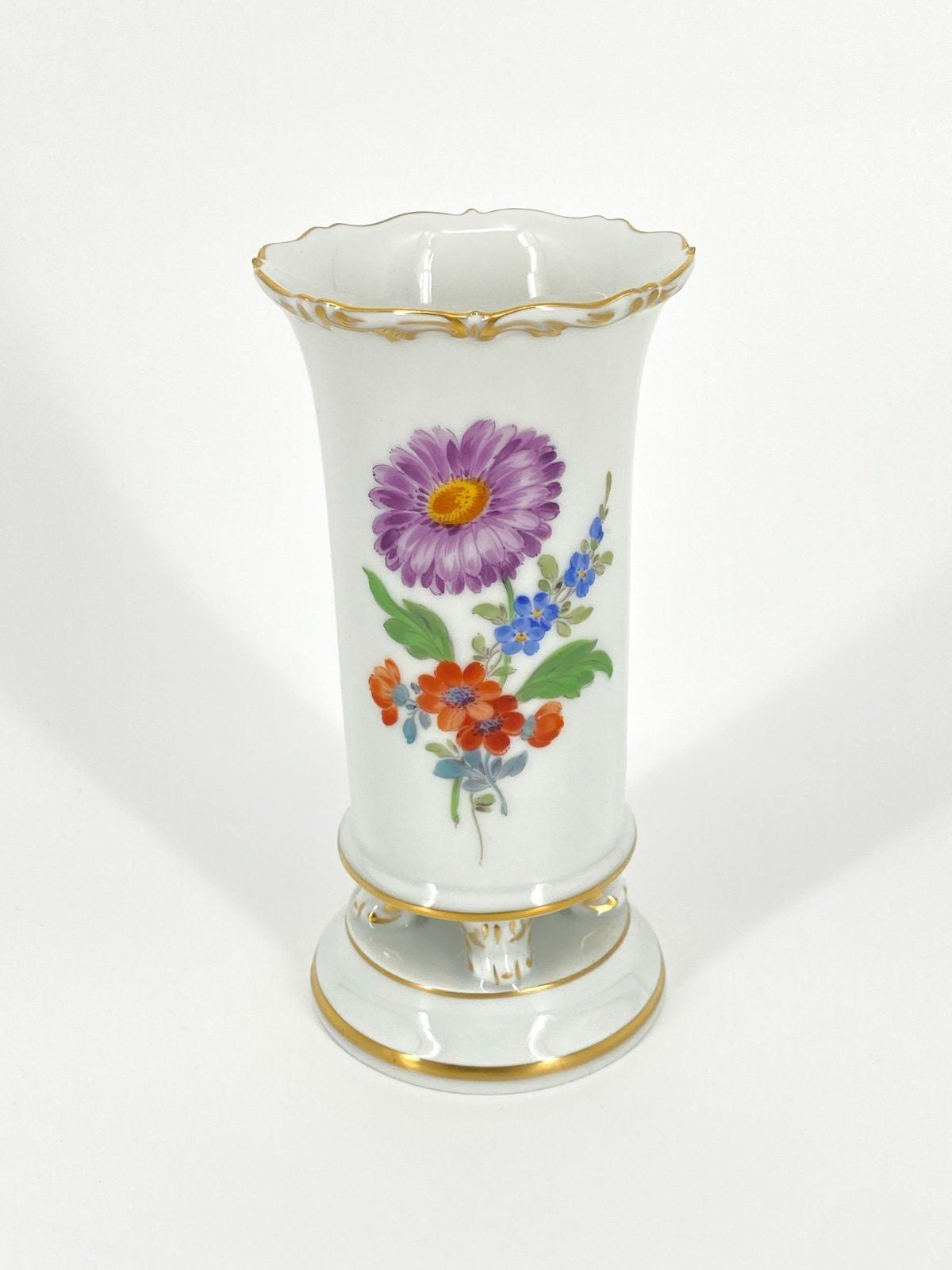 * MEISSEN PORZELLAN FÜßCHENVASE SOCKEL STREUBLUMEN GOLDRAND