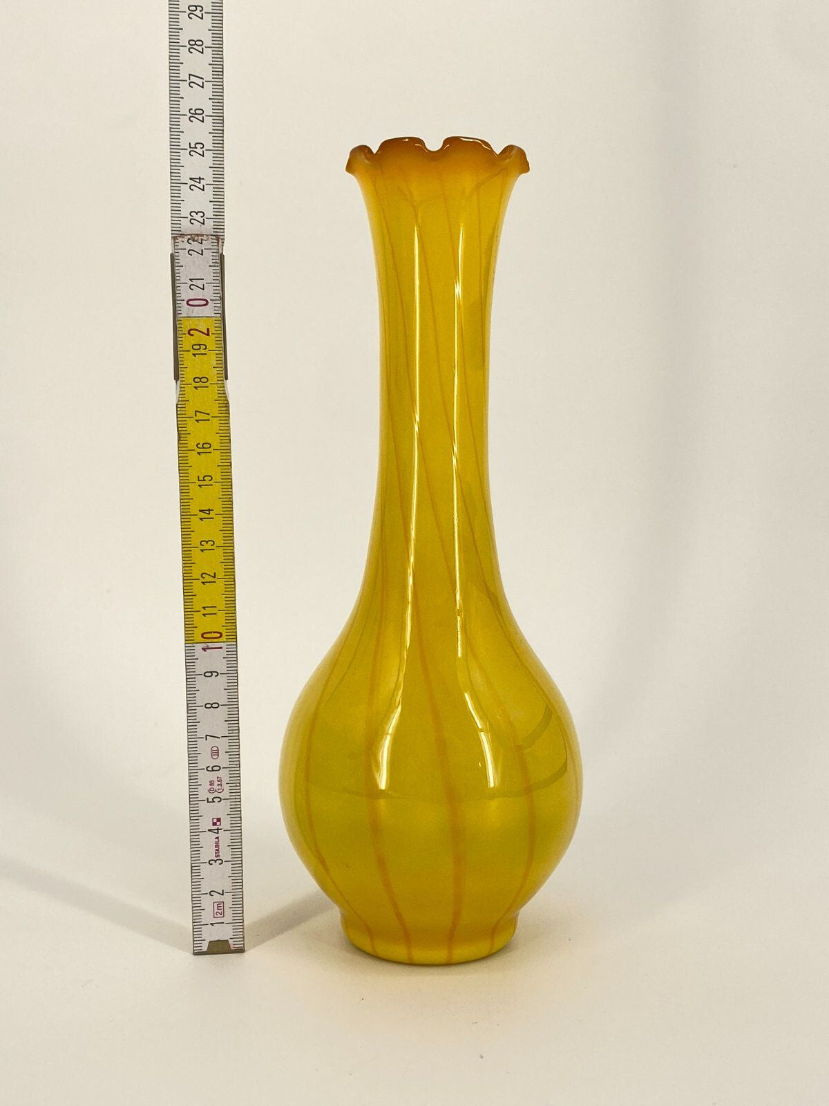 * VASE GLASVASE GLAS MUNDGEBLASEN GELB RÜSCHEN BLUMENVASE VINTAGE