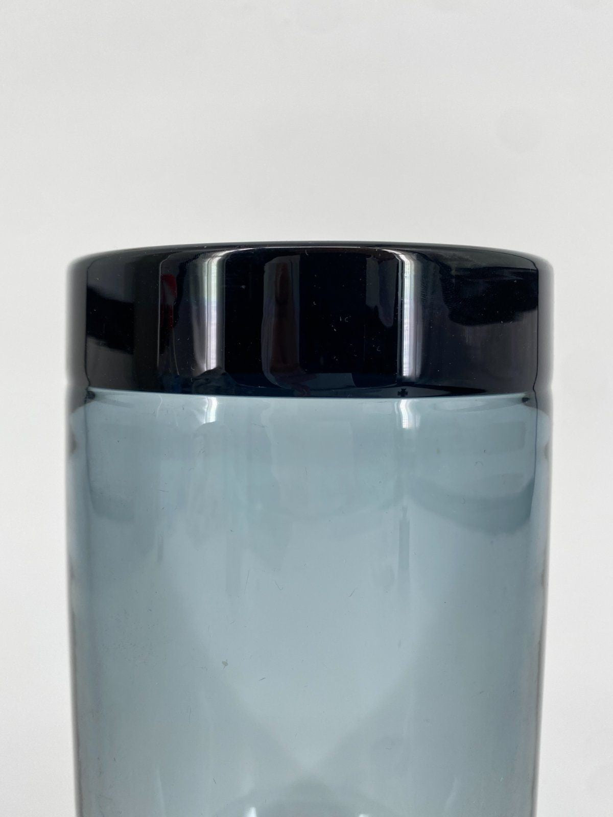 * GLAS VASE MURANO GRAU SCHWARZ RAUCHGLAS DESIGN SIGNIERT ZT 20CM