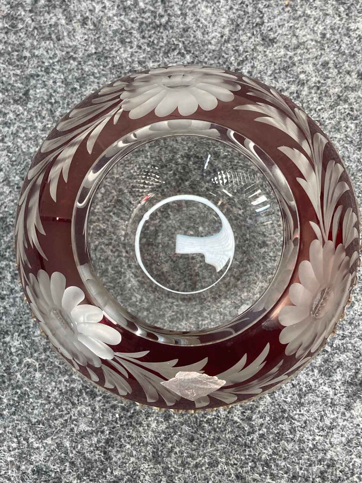 KUGELVASE GLAS GESCHLIFFEN ROT HAIDA BÖHMEN SUDETENLAND RUBIN ROT BLUME 