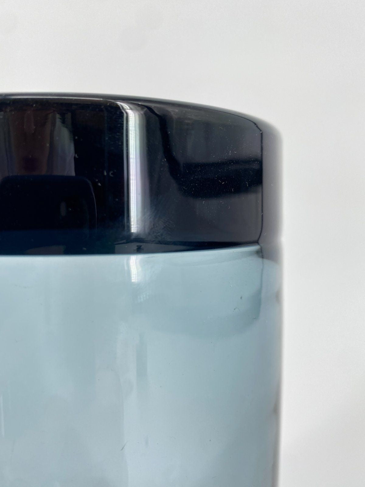 * GLAS VASE MURANO GRAU SCHWARZ RAUCHGLAS DESIGN SIGNIERT ZT 20CM