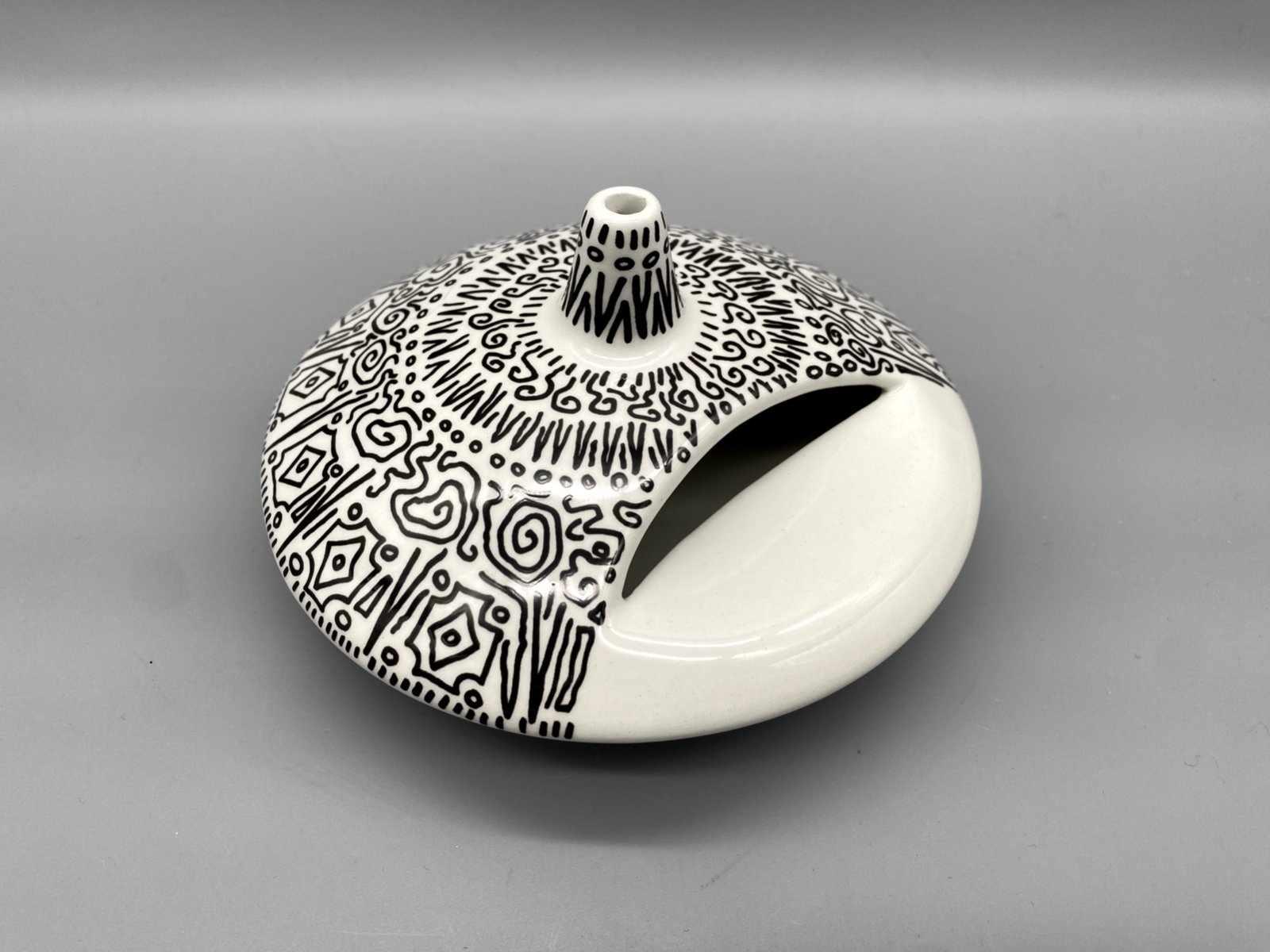 ALESSANDRO MENDINI KERAMIK VASE RÄUCHERSTÄBCHEN DECKELDOSE STARS 1994 KÜNSTLER