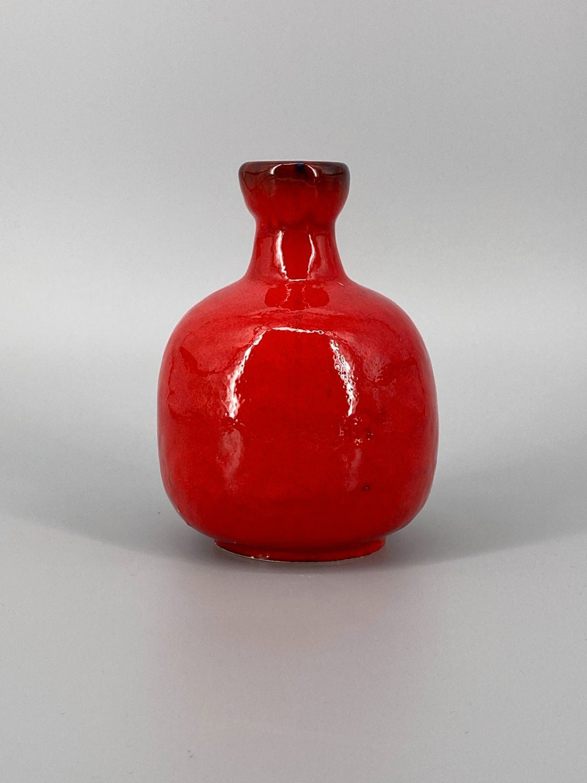 * VASE GERMAN POTTERY ROT KRUG HENKEL GLÄNZEND VINTAGE 70er