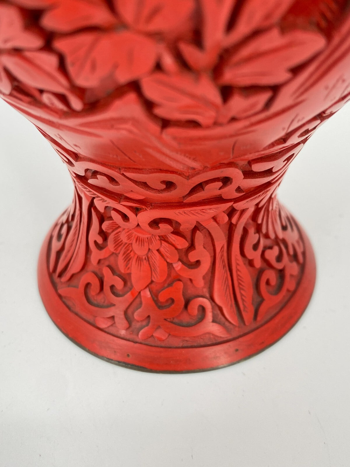 * CHINA VASE LACK SCHNITZARBEIT ZINNOBER CHENSHA ASIATIKA LAQUER VINTAGE
