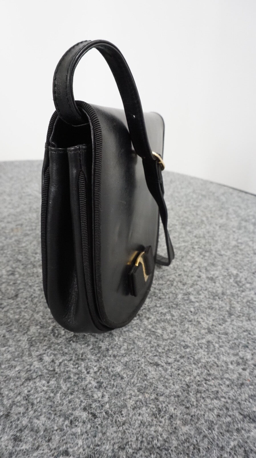 SALVATORE FERRAGAMO VINTAGE HANDTASCHE ORIGINAL SCHWARZ 90ER JAHRE WEICHES LEDER