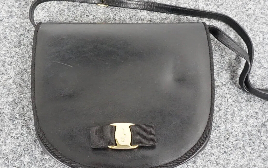 SALVATORE FERRAGAMO VINTAGE HANDTASCHE ORIGINAL SCHWARZ 90ER JAHRE WEICHES LEDER