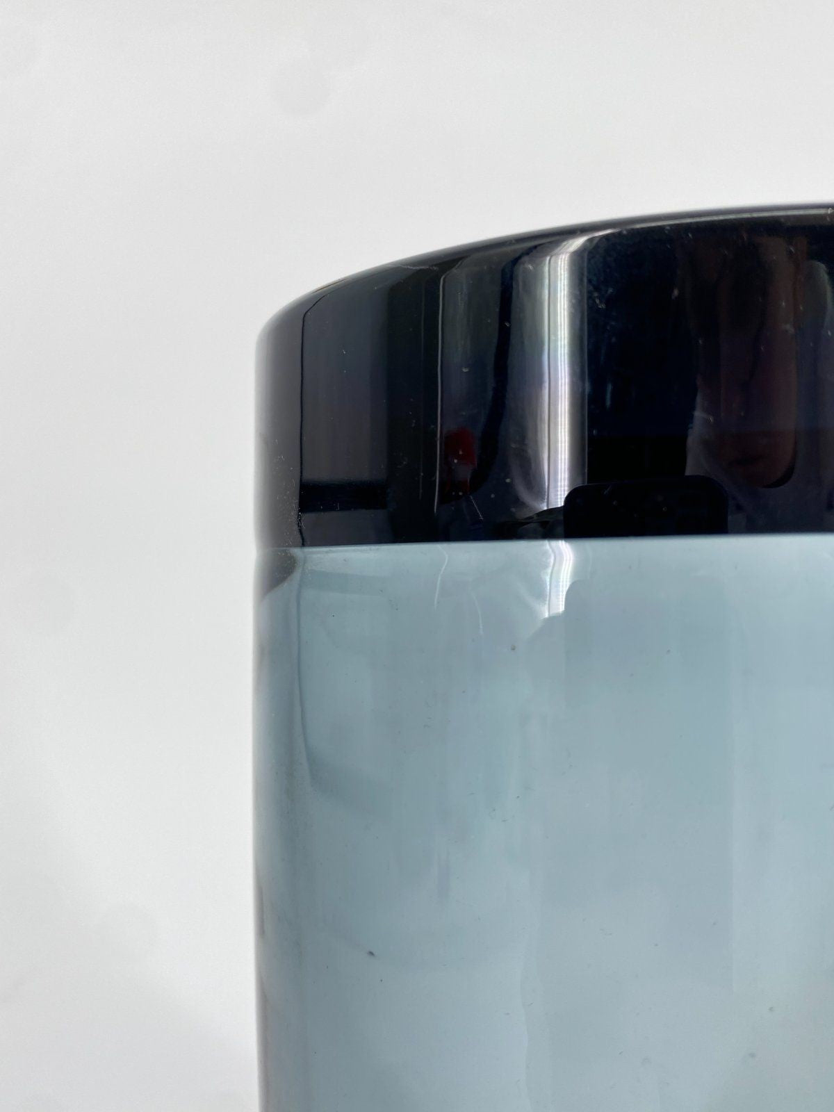 * GLAS VASE MURANO GRAU SCHWARZ RAUCHGLAS DESIGN SIGNIERT ZT 20CM