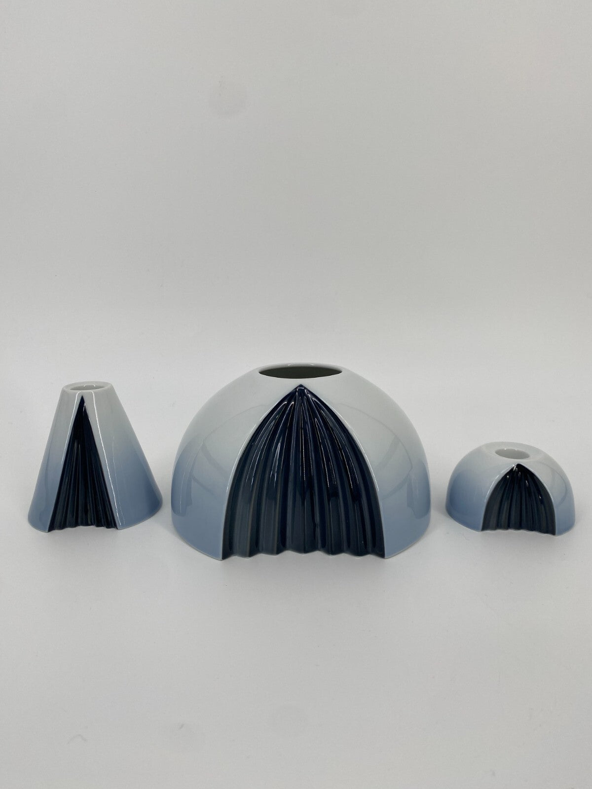 * ROSENTHAL AMBROGIO POZZI PLISSEE VASE KERZENHALTER PORZELLAN WEIß BLAU 80ER