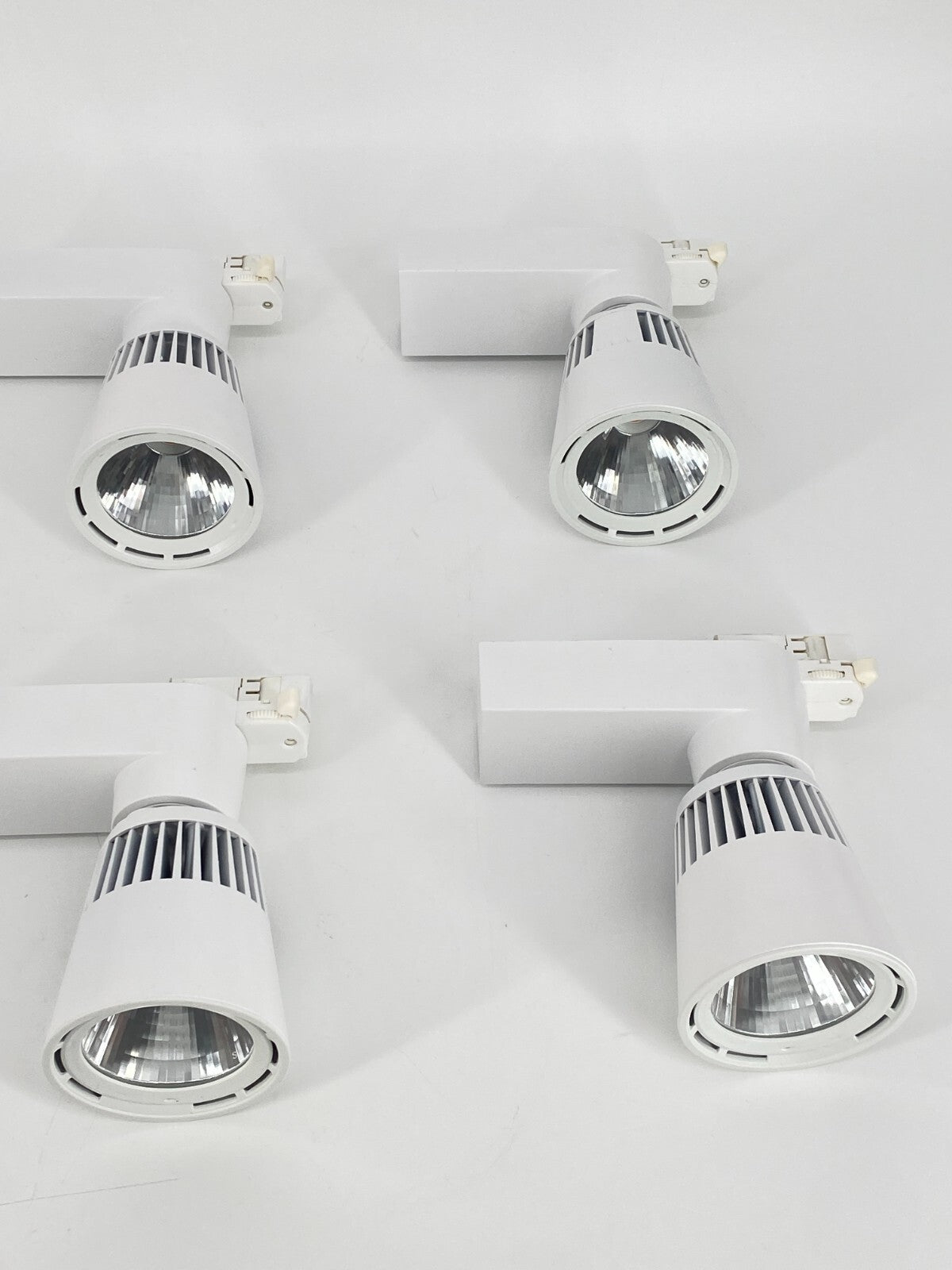 * 1V6 LAMPE STRAHLER LIVAL LEAN MINI WEIß CLU038-1206C4-303H6M3-F1