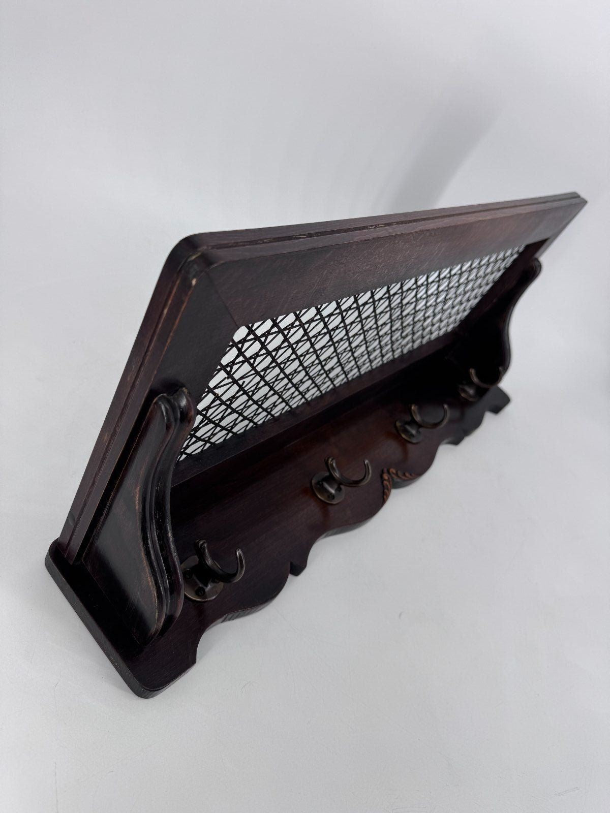 MID CENTURY WIENER GARDEROBE HUTABLAGE GEFLECHT CHIPPENDALE 50er