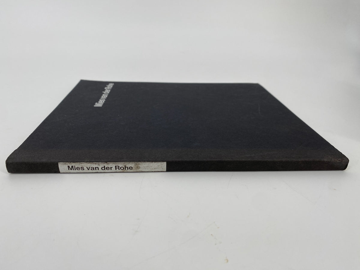 * KONVOLUT 6 BÜCHER ARCHITEKTUR MIES VAN DER ROHE SCHAROUN SCHWARZ MAZEDONISCH